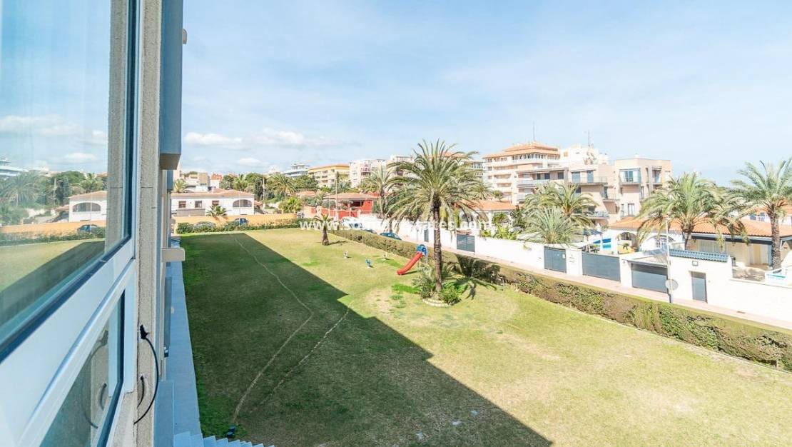 2 quarto Apartamento para venda em Rocio del Mar com piscina - 219 000 € (Ref: 9776906)