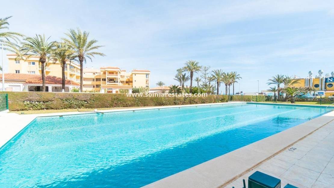 2 quarto Apartamento para venda em Rocio del Mar com piscina - 219 000 € (Ref: 9776906)