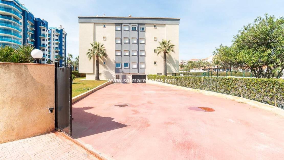 2 quarto Apartamento para venda em Rocio del Mar com piscina - 219 000 € (Ref: 9776906)