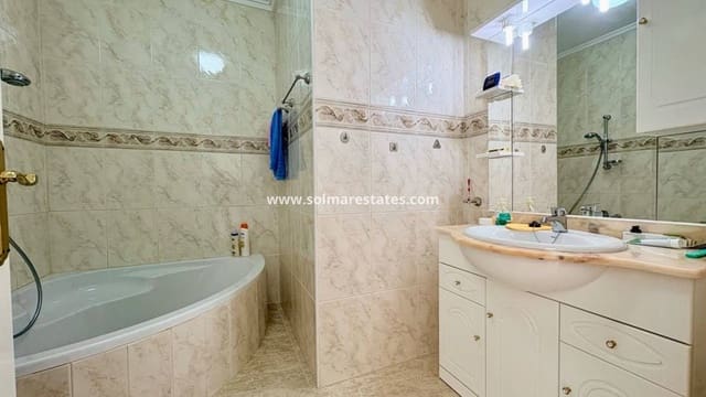 2 sypialnia Dom na sprzedaż w Doña Pepa, Rojales z basenem - 185 000 € (Ref: 9776907)