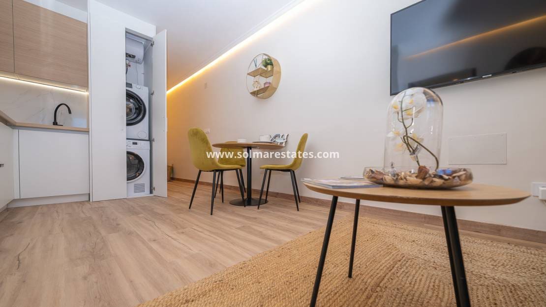 1 soverom Leilighet til salgs i Ciudad Quesada med svømmebasseng - € 99 950 (Ref: 9776908)