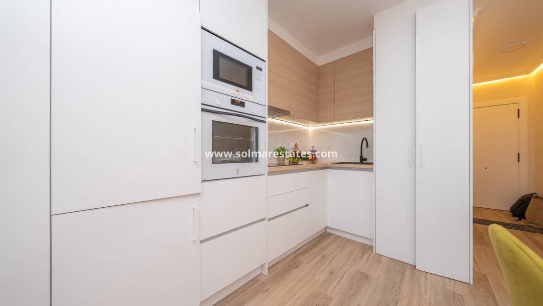 1 soverom Leilighet til salgs i Ciudad Quesada med svømmebasseng - € 99 950 (Ref: 9776908)