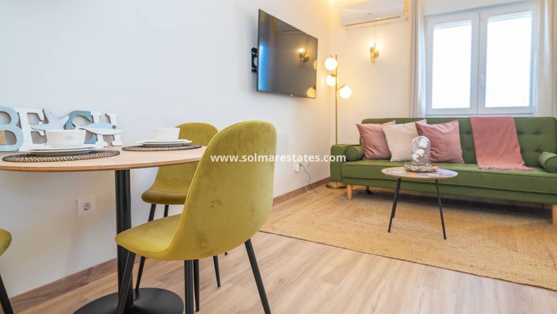 1 soverom Leilighet til salgs i Ciudad Quesada med svømmebasseng - € 99 950 (Ref: 9776908)