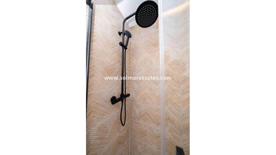 1 soverom Leilighet til salgs i Ciudad Quesada med svømmebasseng - € 99 950 (Ref: 9776908)