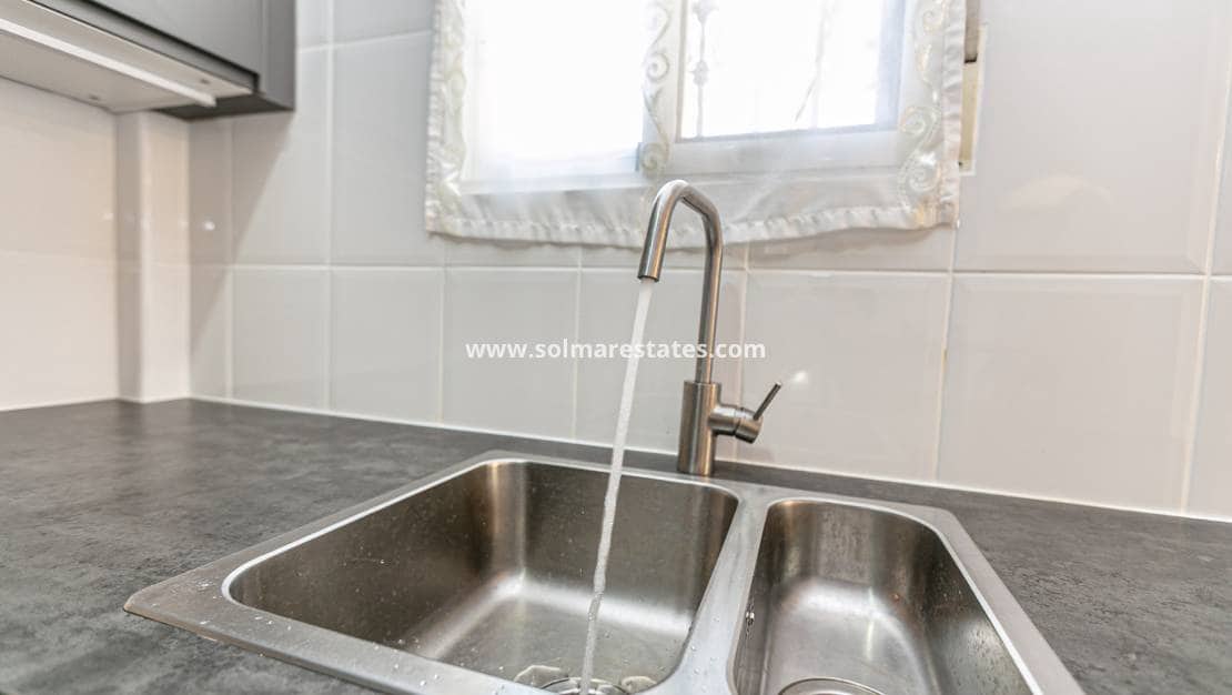 3 chambre Maison de Ville à vendre à Playa Flamenca avec piscine - 224 500 € (Ref: 9776909)