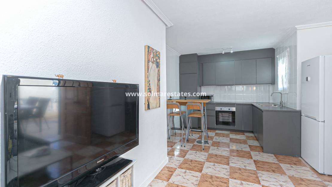 3 chambre Maison de Ville à vendre à Playa Flamenca avec piscine - 224 500 € (Ref: 9776909)