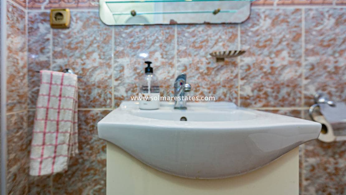 3 chambre Maison de Ville à vendre à Playa Flamenca avec piscine - 224 500 € (Ref: 9776909)