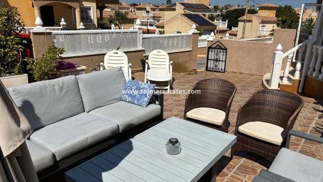 3 camera da letto Villetta Bifamiliare in vendita in Villamartin, Orihuela con piscina - 249.950 € (Rif: 9776910)