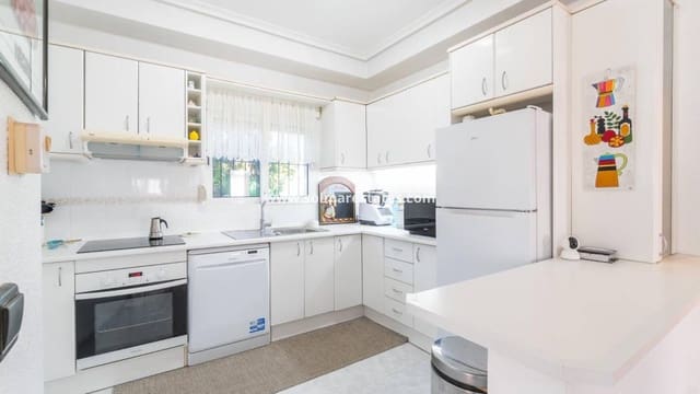 3 soveværelse Villa til salg i Playa Flamenca, Orihuela med swimmingpool - € 640.000 (Ref: 9778416)