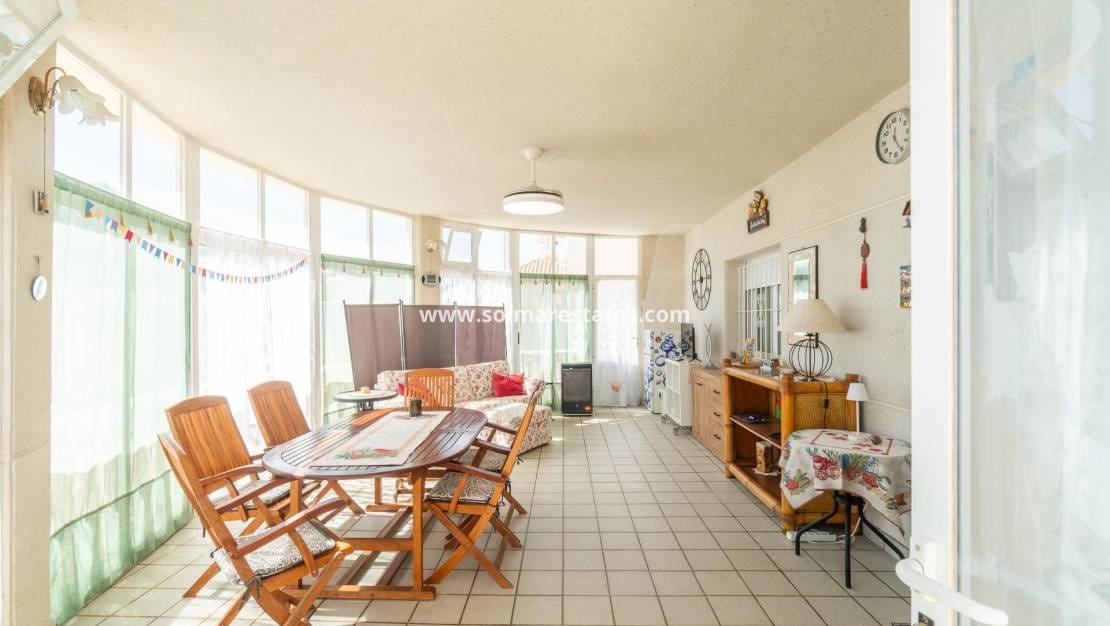 3 soveværelse Villa til salg i Playa Flamenca med swimmingpool - € 640.000 (Ref: 9778416)