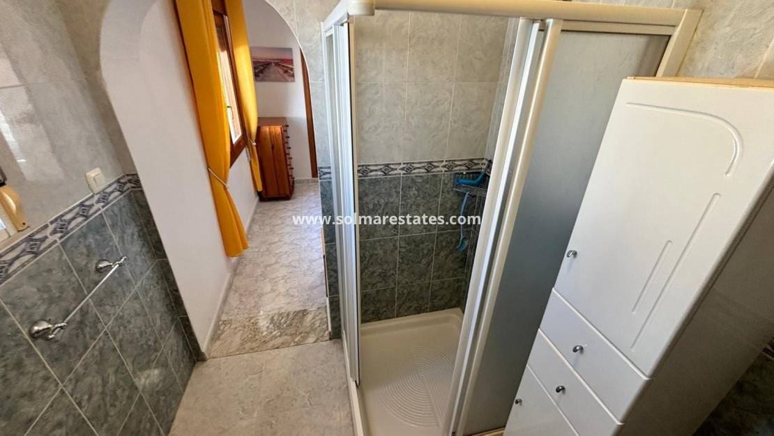 2 chambre Villa/Maison à vendre à Ciudad Quesada avec piscine - 225 000 € (Ref: 9778418)