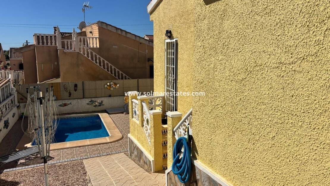 2 chambre Villa/Maison à vendre à Ciudad Quesada avec piscine - 225 000 € (Ref: 9778418)
