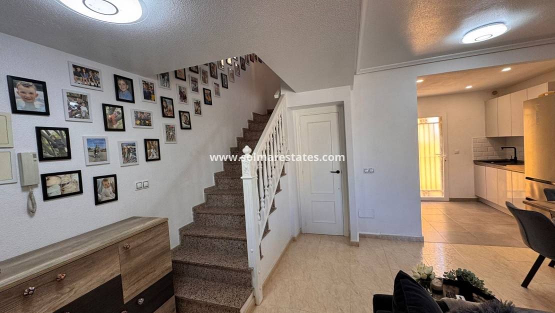 3 chambre Maison de Ville à vendre à Campoamor avec piscine - 229 995 € (Ref: 9778419)