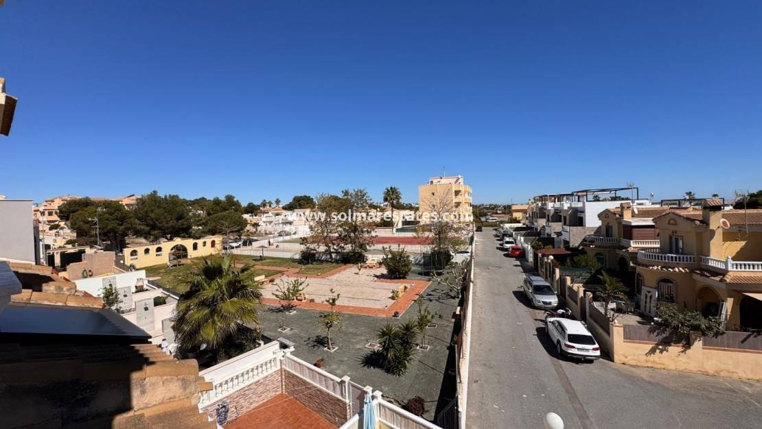3 chambre Maison de Ville à vendre à Campoamor avec piscine - 229 995 € (Ref: 9778419)