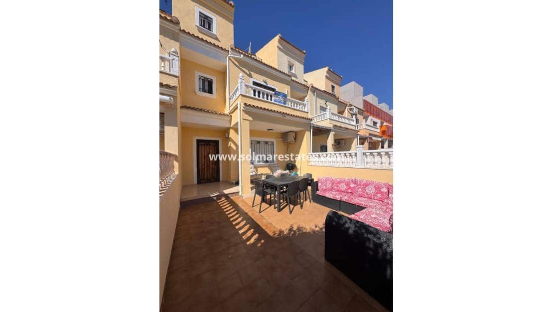 3 camera da letto Casa in vendita in Campoamor con piscina - 229.995 € (Rif: 9778419)