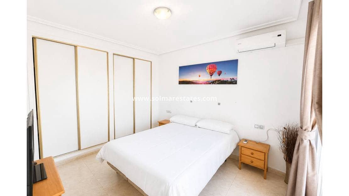 3 sypialnia Dom na sprzedaż w Campoamor z basenem - 229 995 € (Ref: 9778419)