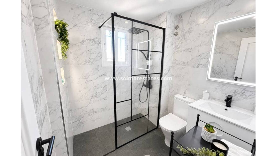 3 sypialnia Dom na sprzedaż w Campoamor z basenem - 229 995 € (Ref: 9778419)