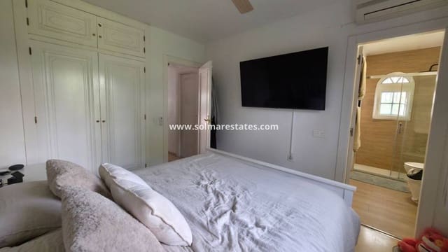 2 slaapkamer Appartement te koop in Villamartin, Orihuela met zwembad - € 220.000 (Ref: 9778420)