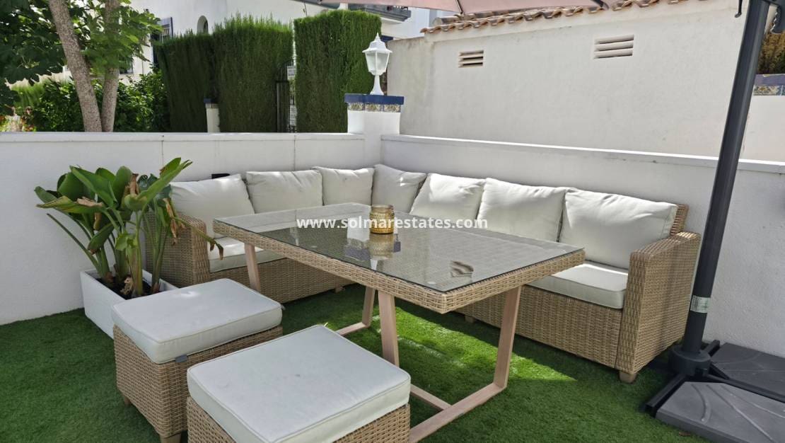 2 slaapkamer Appartement te koop in Villamartin met zwembad - € 220.000 (Ref: 9778420)