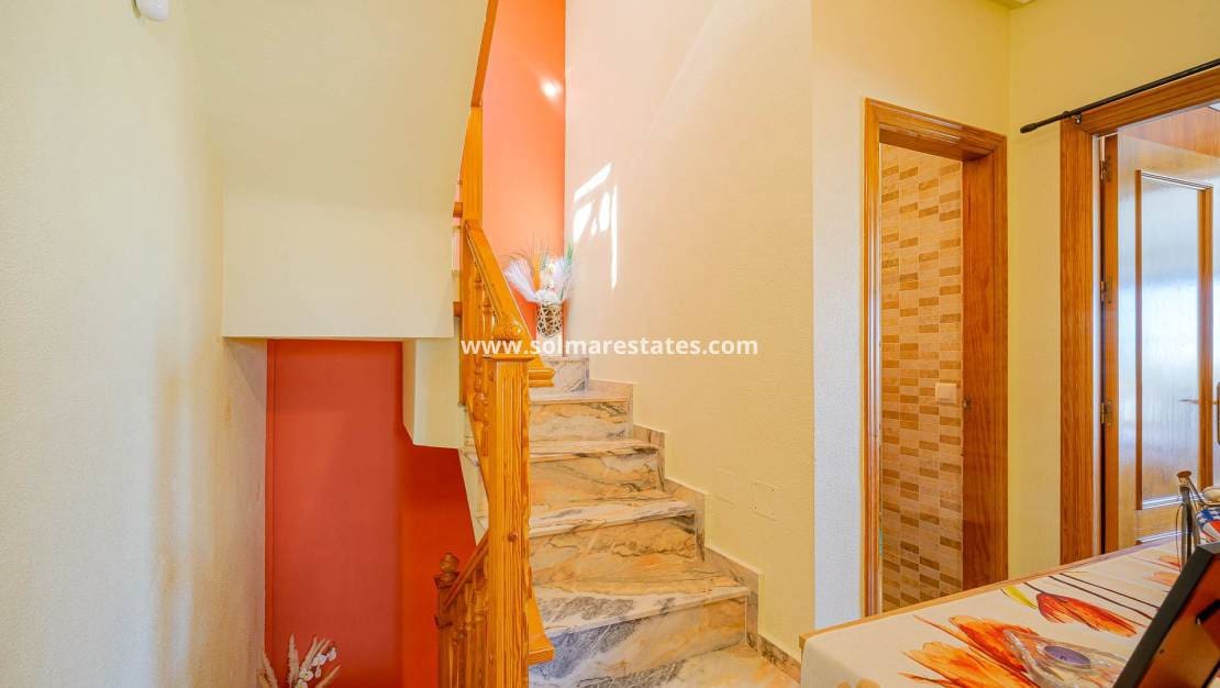 2 chambre Maison de Ville à vendre à Orihuela Costa avec piscine - 269 000 € (Ref: 9778607)