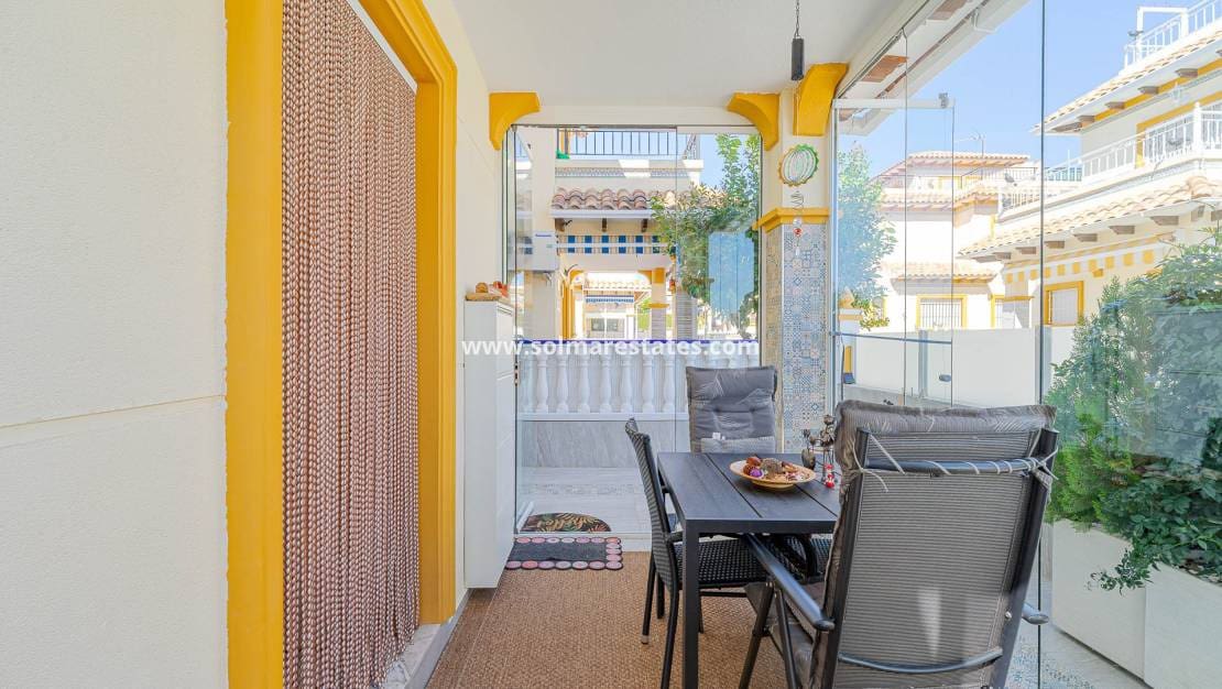 2 chambre Maison de Ville à vendre à Orihuela Costa avec piscine - 269 000 € (Ref: 9778607)