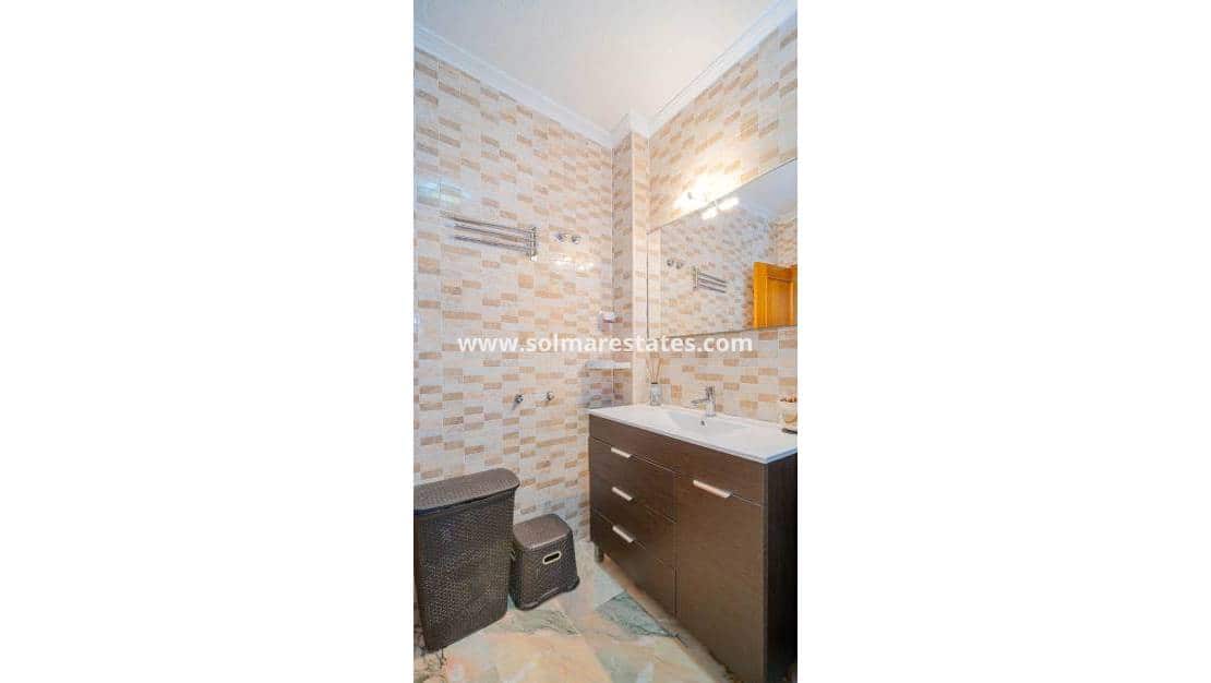 2 chambre Maison de Ville à vendre à Orihuela Costa avec piscine - 269 000 € (Ref: 9778607)