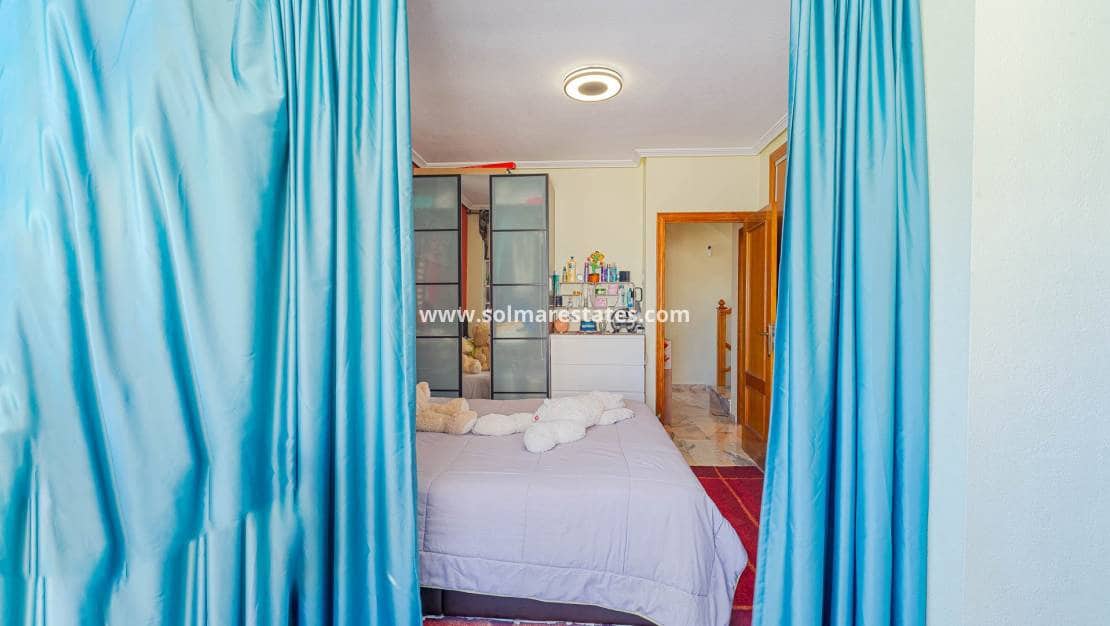 2 chambre Maison de Ville à vendre à Orihuela Costa avec piscine - 269 000 € (Ref: 9778607)