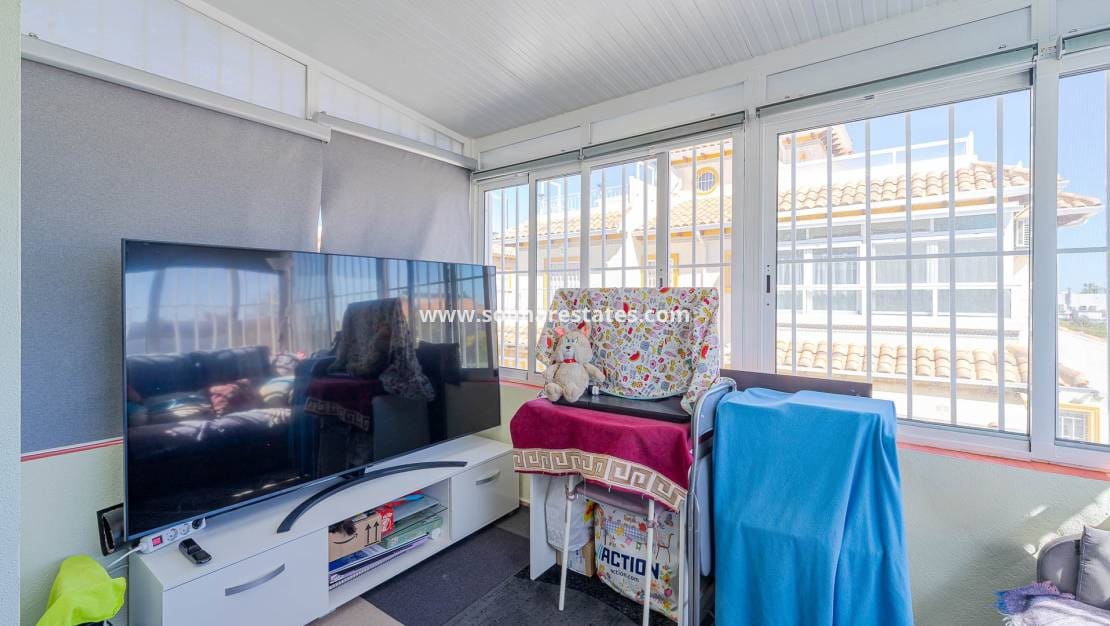 2 chambre Maison de Ville à vendre à Orihuela Costa avec piscine - 269 000 € (Ref: 9778607)