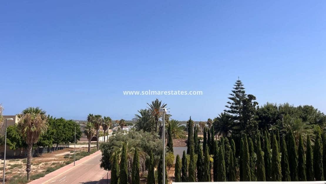 3 camera da letto Casa in vendita in Dona Pepa con piscina - 247.000 € (Rif: 9781372)