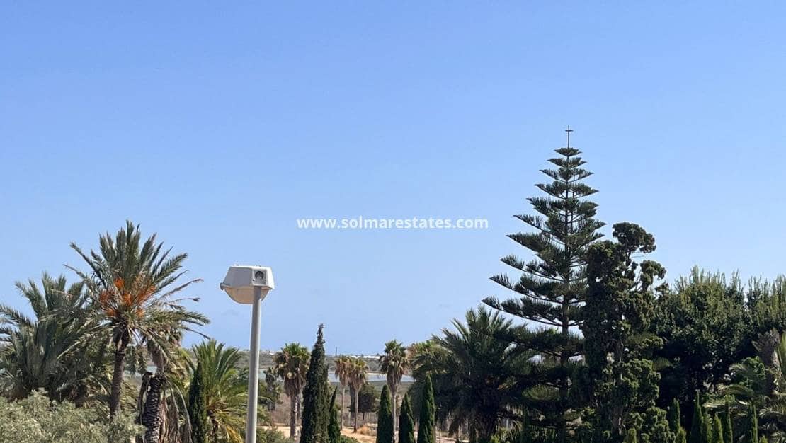 3 camera da letto Casa in vendita in Dona Pepa con piscina - 247.000 € (Rif: 9781372)