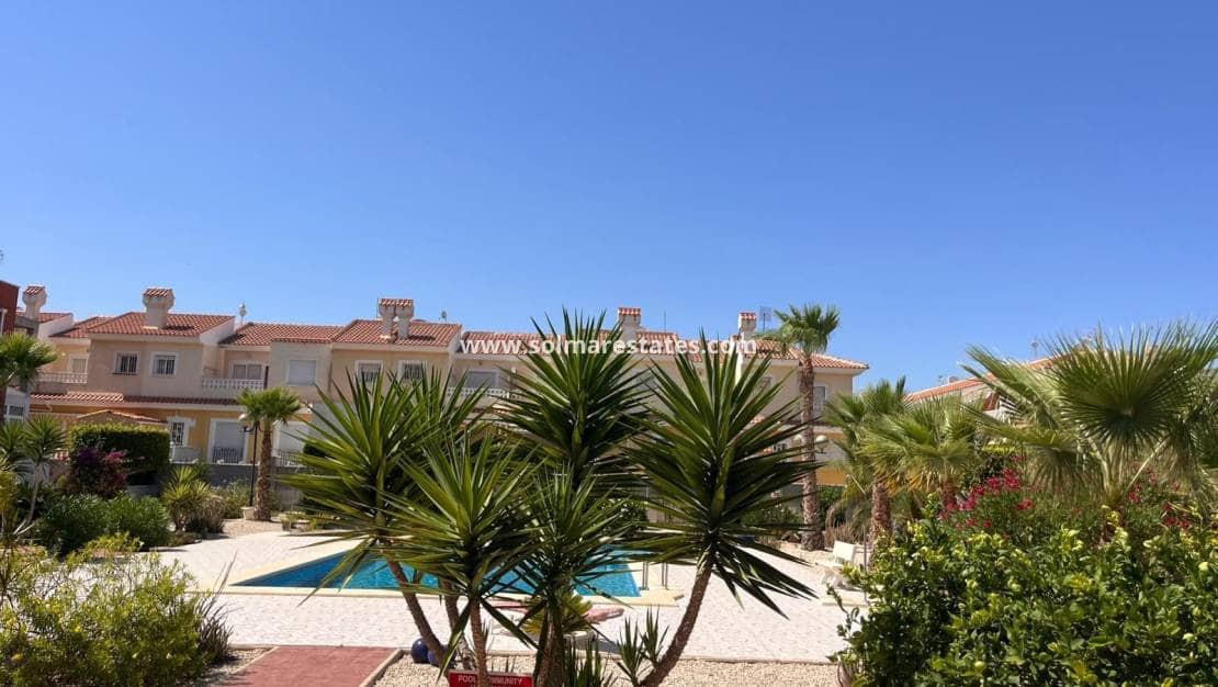 3 camera da letto Casa in vendita in Dona Pepa con piscina - 247.000 € (Rif: 9781372)