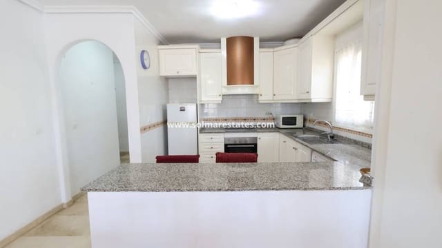 2 slaapkamer Appartement te koop in Playa Flamenca, Orihuela met zwembad - € 179.000 (Ref: 9782106)