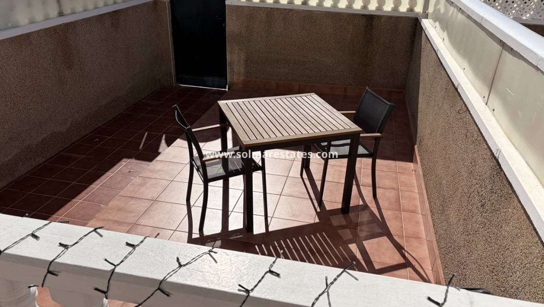 2 sypialnia Dom na sprzedaż w Orihuela Costa z basenem - 179 950 € (Ref: 9784450)