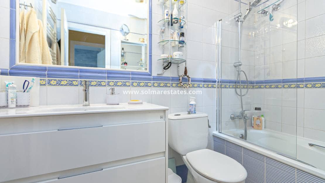 2 bedroom Apartment for sale in Playa Flamenca with pool - € 210,000 (Ref: 9784451)