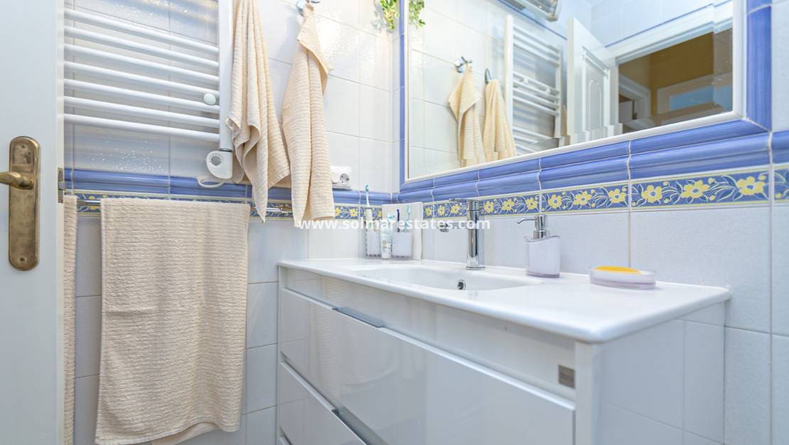 2 bedroom Apartment for sale in Playa Flamenca with pool - € 210,000 (Ref: 9784451)