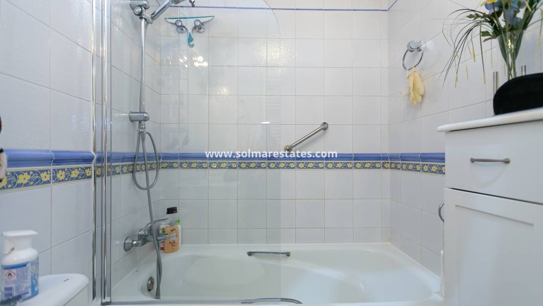 2 bedroom Apartment for sale in Playa Flamenca with pool - € 210,000 (Ref: 9784451)