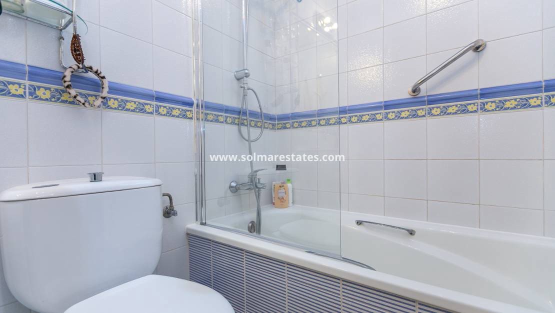 2 bedroom Apartment for sale in Playa Flamenca with pool - € 210,000 (Ref: 9784451)