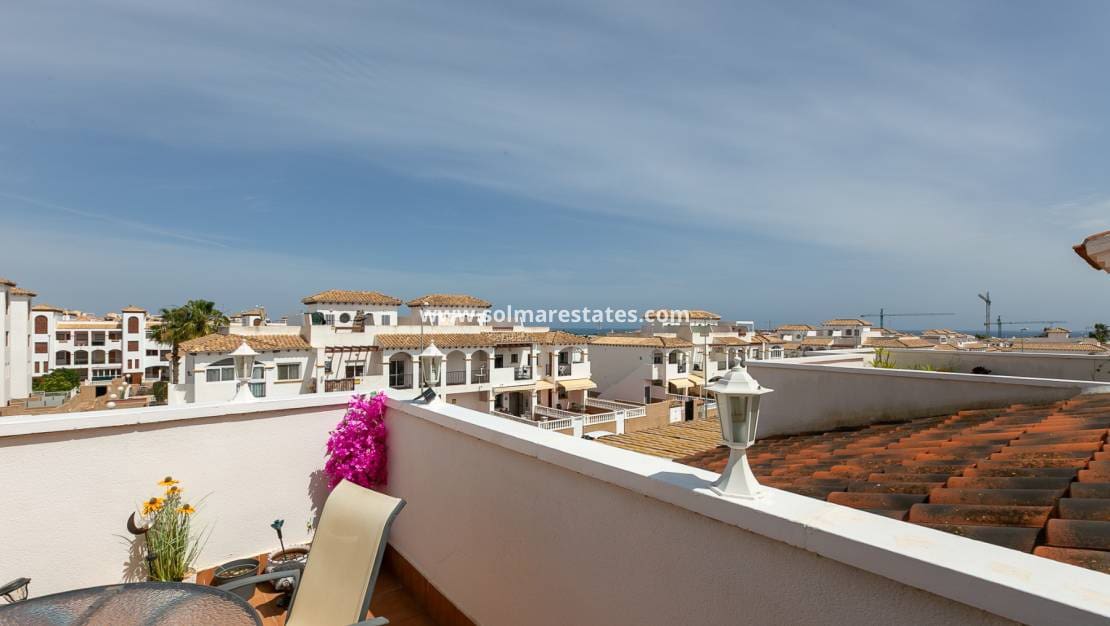 3 soveværelse Lejlighed til salg i Playa Flamenca med swimmingpool - € 199.000 (Ref: 9784452)