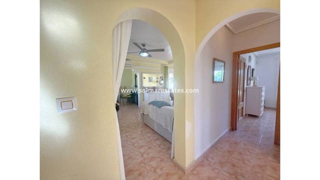 3 soveværelse Villa til salg i Cabo Roig, Orihuela med swimmingpool - € 344.950 (Ref: 9784453)