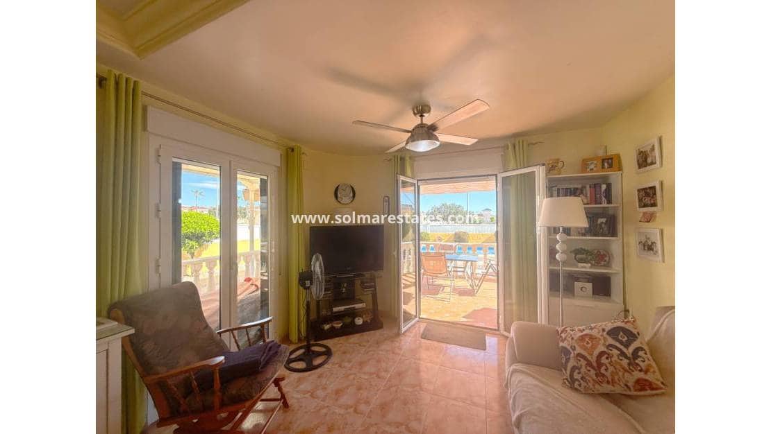 3 bedroom Villa for sale in Cabo Roig with pool - € 344,950 (Ref: 9784453)