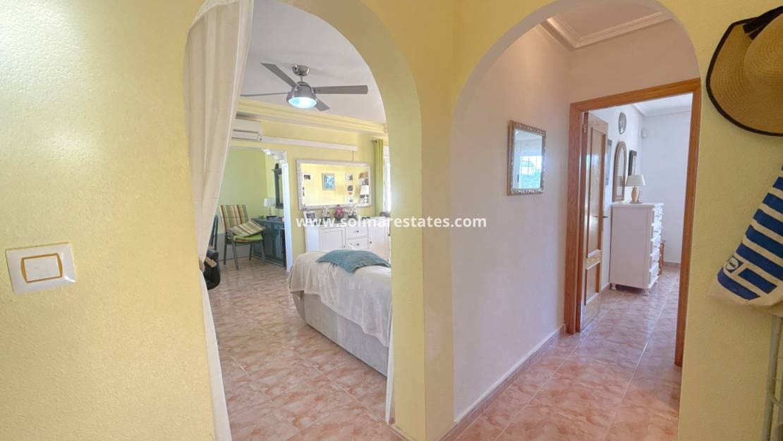 3 bedroom Villa for sale in Cabo Roig with pool - € 344,950 (Ref: 9784453)