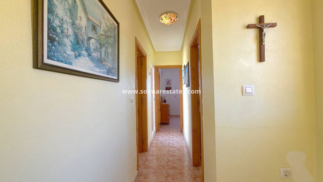 3 bedroom Villa for sale in Cabo Roig with pool - € 344,950 (Ref: 9784453)