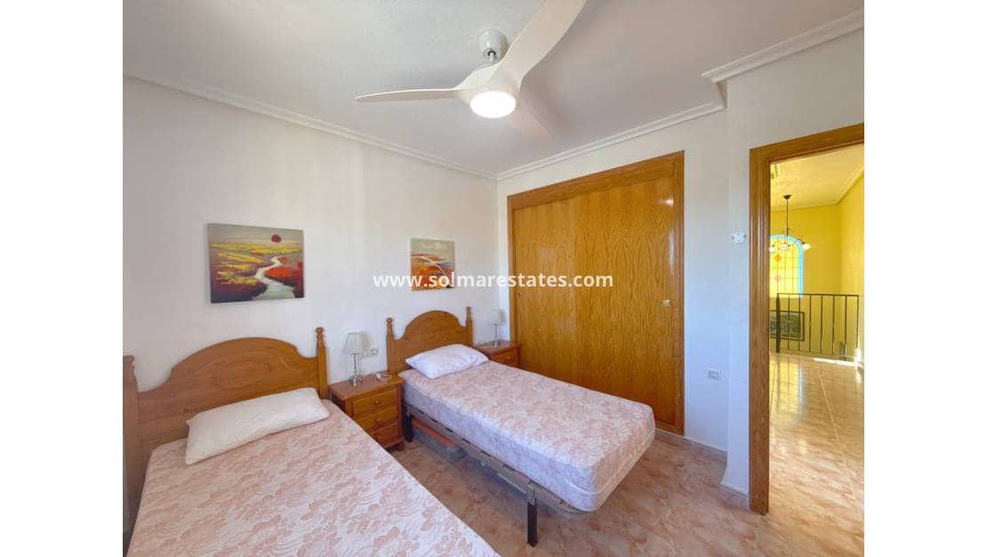 3 bedroom Villa for sale in Cabo Roig with pool - € 344,950 (Ref: 9784453)