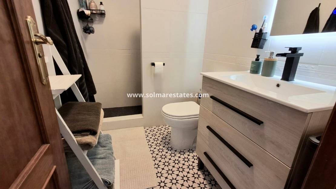 Chalet de 4 habitaciones en Doña Pepa en venta con piscina - 395.000 € (Ref: 9787555)