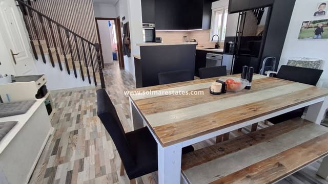 4 soveværelse Villa til salg i Doña Pepa, Rojales med swimmingpool - € 395.000 (Ref: 9787555)