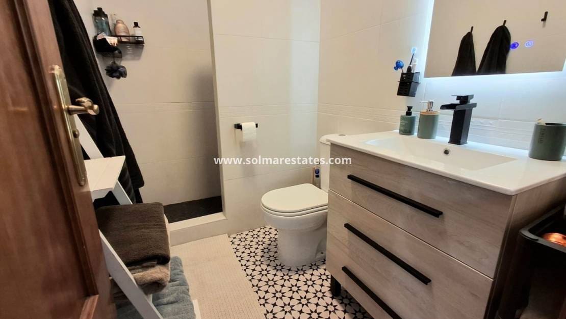 Chalet de 4 habitaciones en Doña Pepa en venta con piscina - 395.000 € (Ref: 9787555)