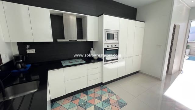 2 sypialnia Dom blizniak na sprzedaż w Villamartin, Orihuela z basenem - 299 000 € (Ref: 9788765)