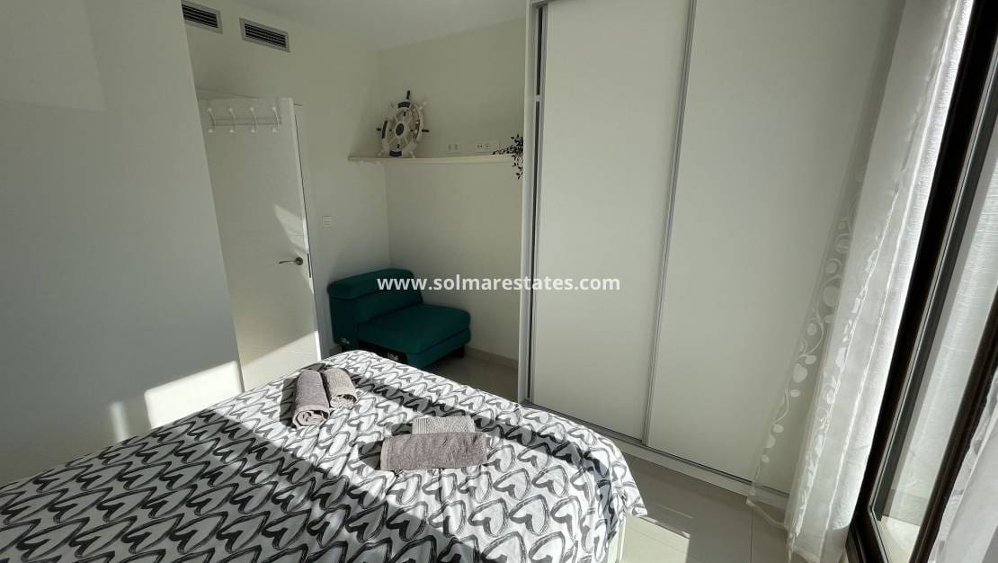 2 bedroom Semi-detached Villa for sale in Villamartin with pool - € 299,000 (Ref: 9788765)