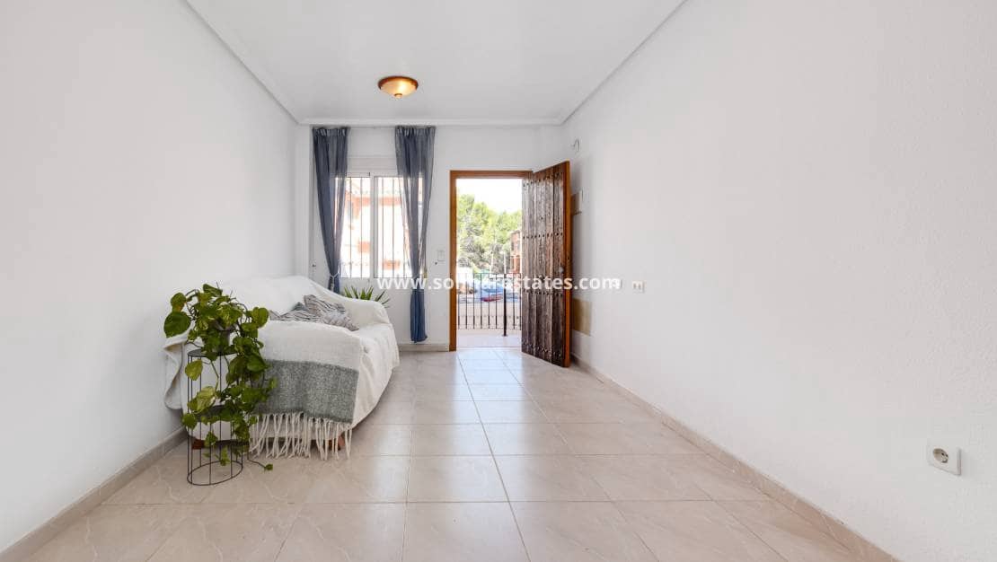 2 chambre Appartement à vendre à Playa Flamenca avec piscine - 129 900 € (Ref: 9789415)