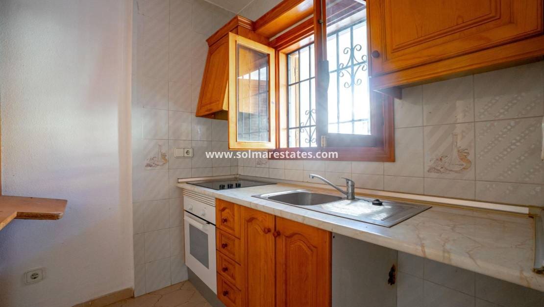 1 slaapkamer Appartement te koop in El Chaparral met zwembad - € 119.000 (Ref: 9789577)